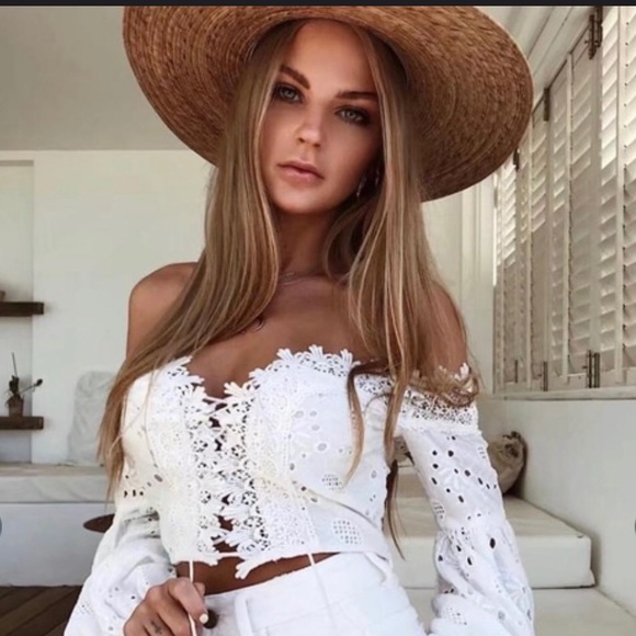 SoulShine Tops - Boho Off The Shoulder Cotton Copped Top